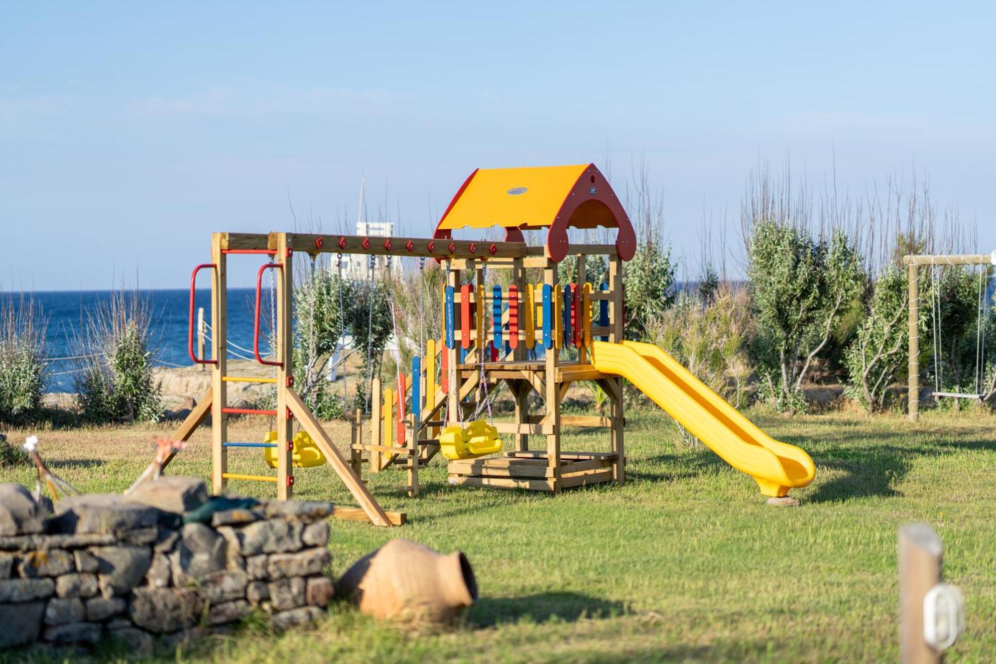 Gokceada Surf Egitim Merkezi Ngoại thất bức ảnh
